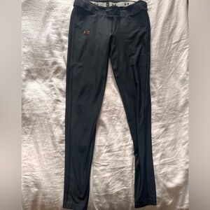 Woman’s Under Armour coldgear compression pants